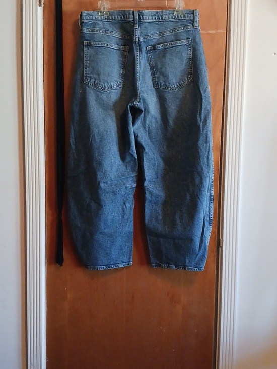 Gap Jeans - Picture 4 of 8